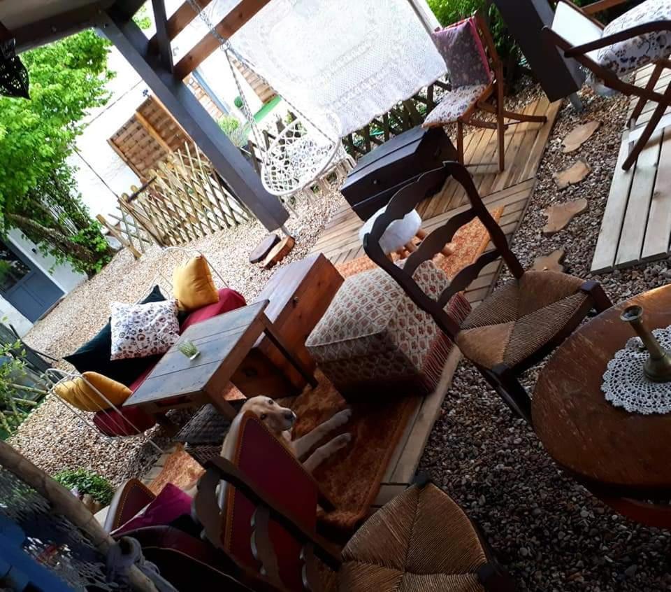 Chez Gladys Et Ses Enfants Hotel Lain ภายนอก รูปภาพ