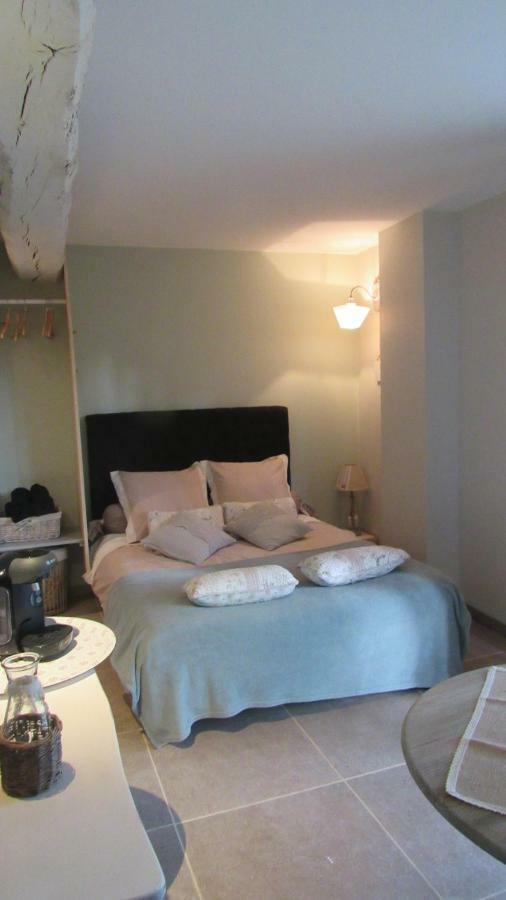 Chez Gladys Et Ses Enfants Hotel Lain ภายนอก รูปภาพ